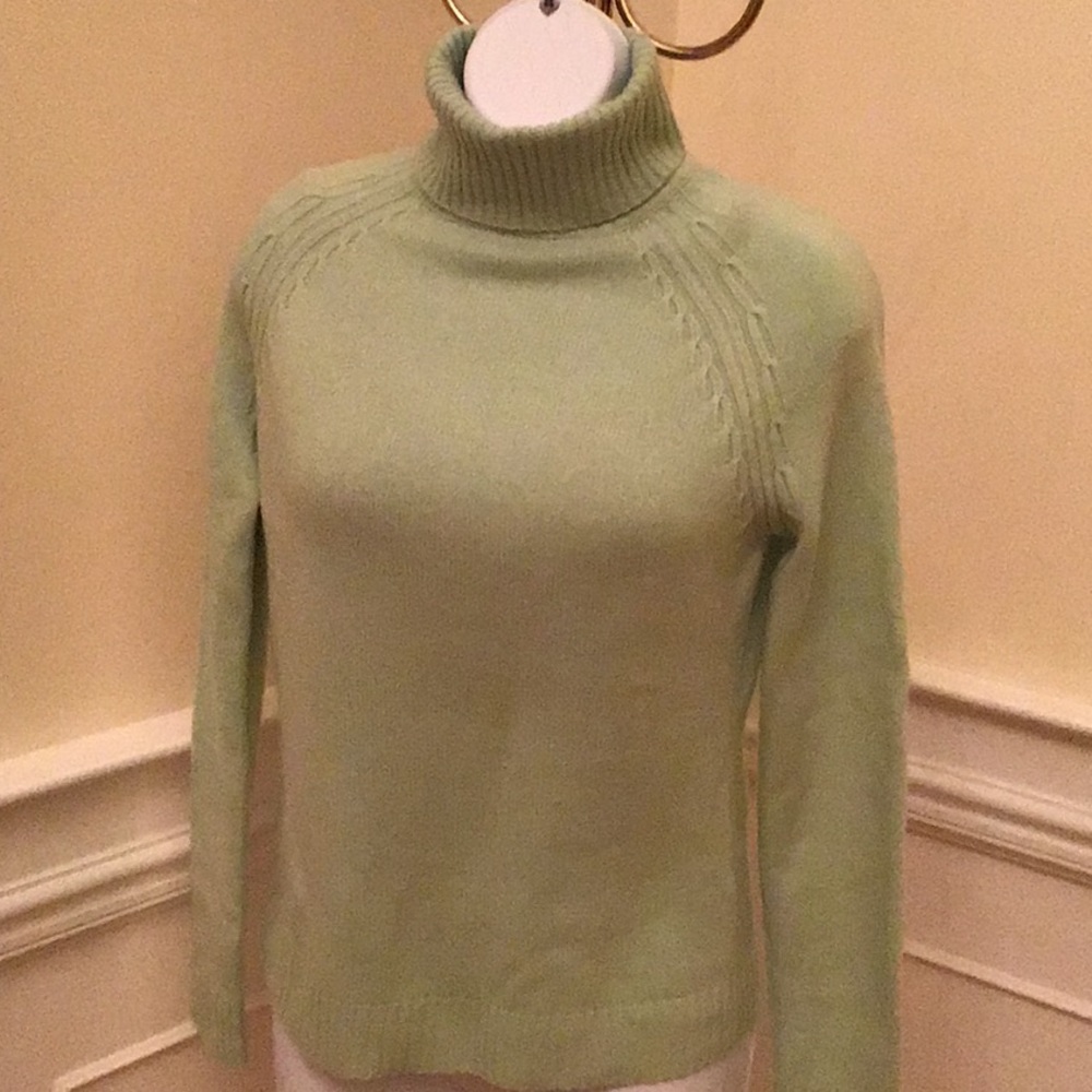 Cashmere sweater